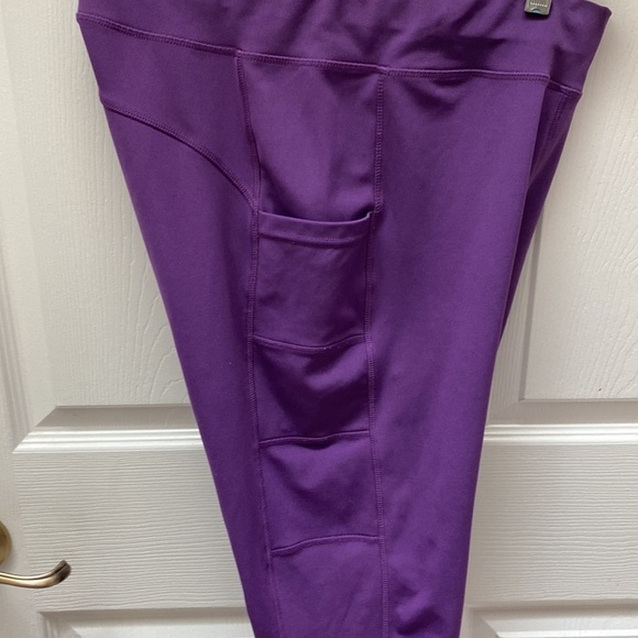 F womens Pop Fit stretchysolid purple runny/ athletic pants size XL. EUC - Picture 7 of 8